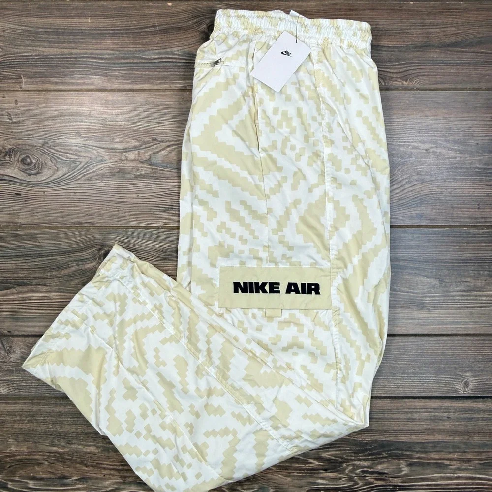 Nike Mens Size XL Woven Cargo Pants Cream White Khaki Print Nike Air NWT